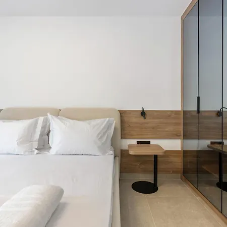 Geba Luxury Residences Nydri (Lefkada)